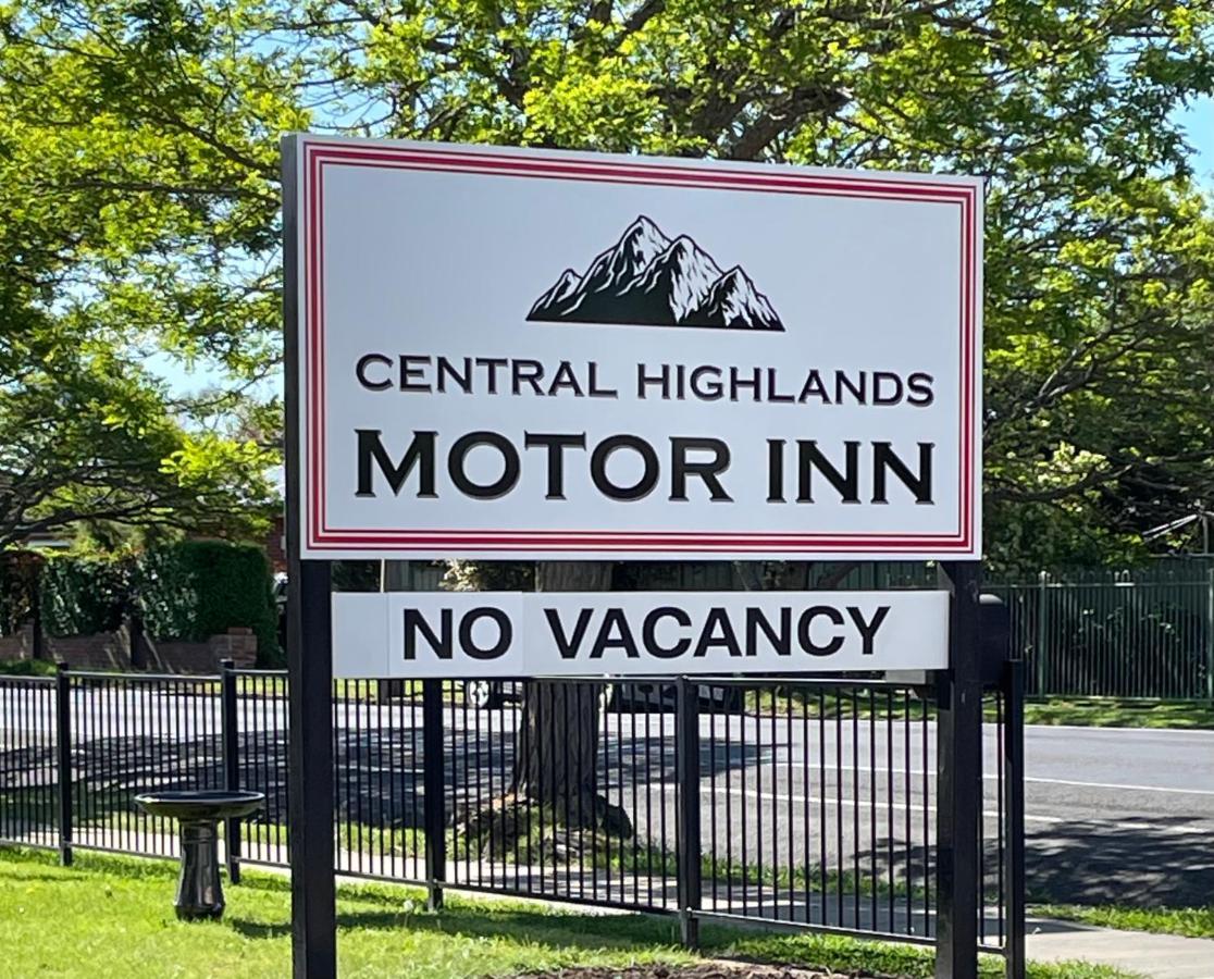 Central Highlands Motor Inn Kyneton Exterior photo